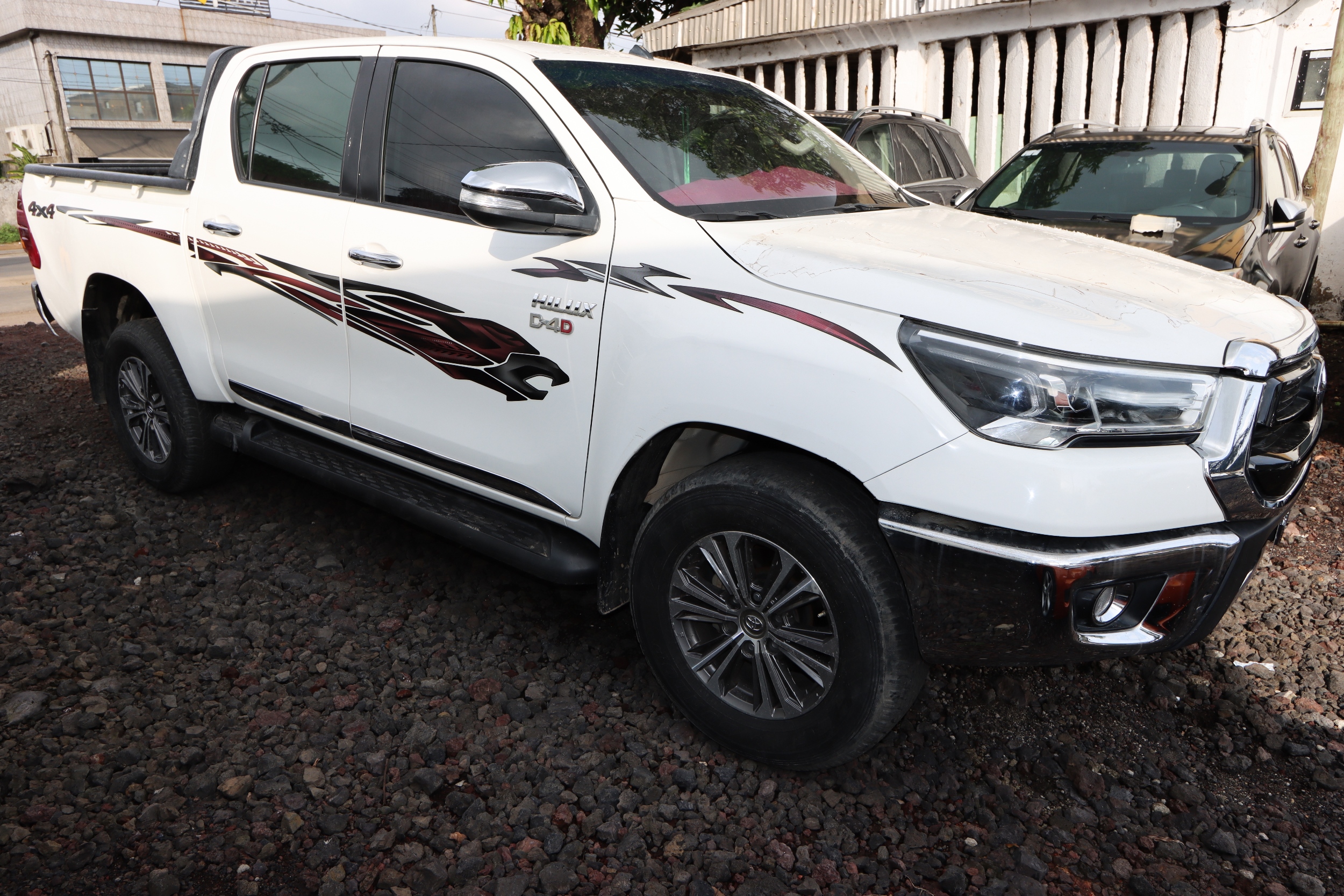 Toyota Hilux Double Cabin D-4D